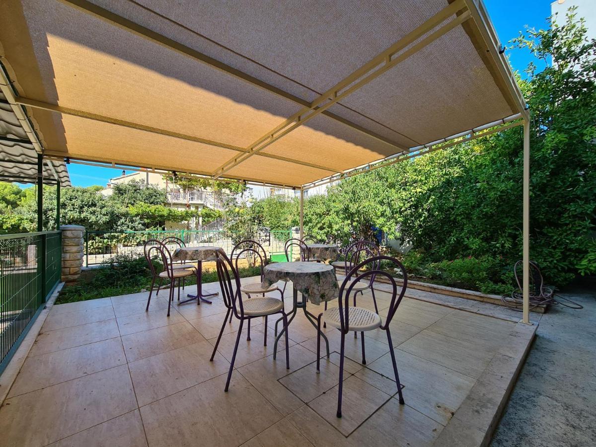 Apartments Mare 826 Pula Exterior photo